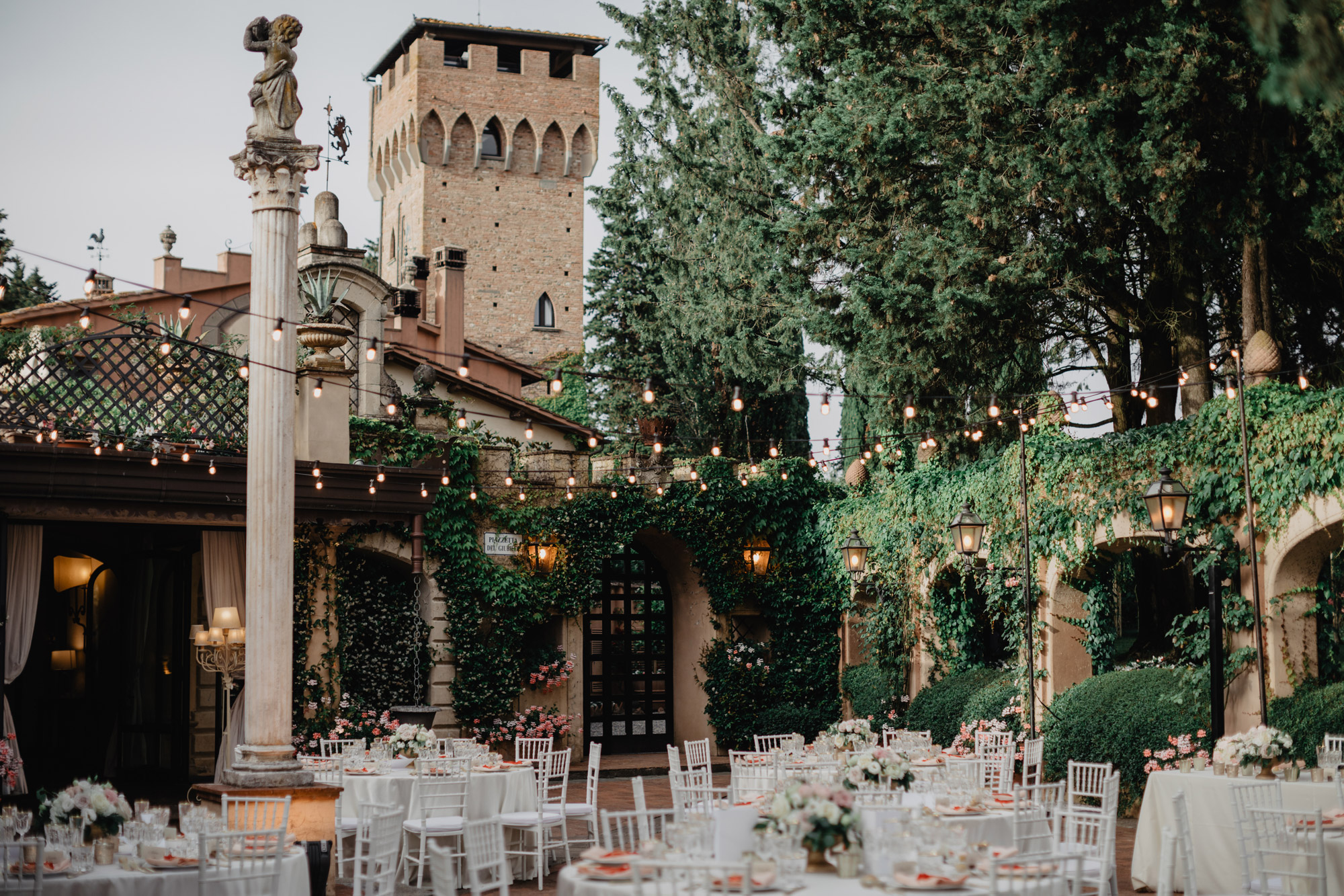 Wedding in Elegant Villa on the Tuscan hills near Florence
