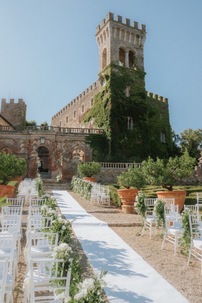 Lena and Avery&rsquo;s wedding at Castello di Celsa, Siena, Tuscany