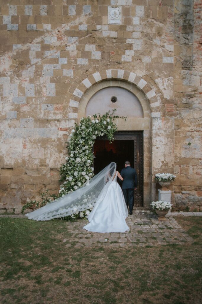 Paula and Giuseppe’s wedding at Castello di Celsa, Siena, Tuscany