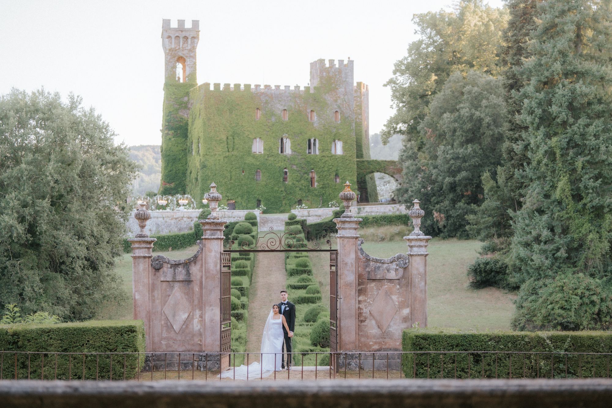 Wedding Transportation in Tuscany: Private Transfers for Guests and Events