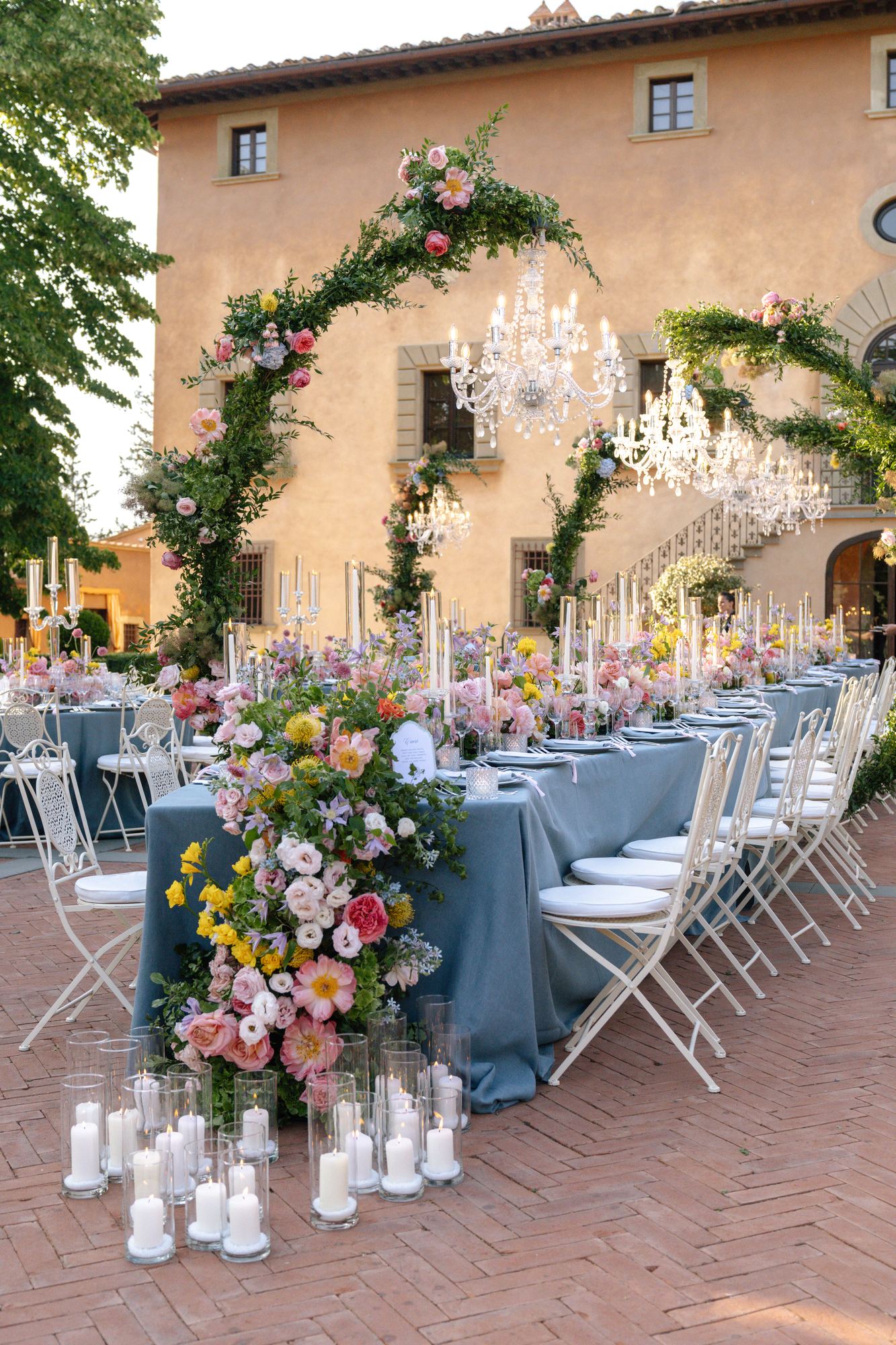Wedding Styling in Tuscany: Design That Feels Timeless