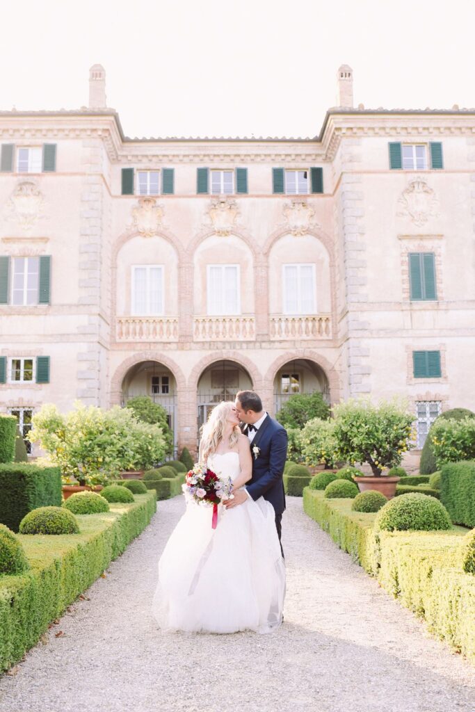 Robyn and Patrick&rsquo;s wedding at Villa Cetinale, Siena, Tuscany